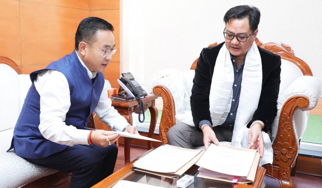 Centre stands with people of Sikkim: Rijiju