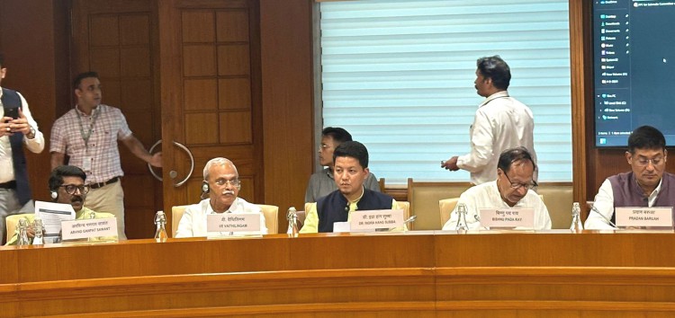 Indra Hang attends Parliamentary Estimates Committee meeting on green energy