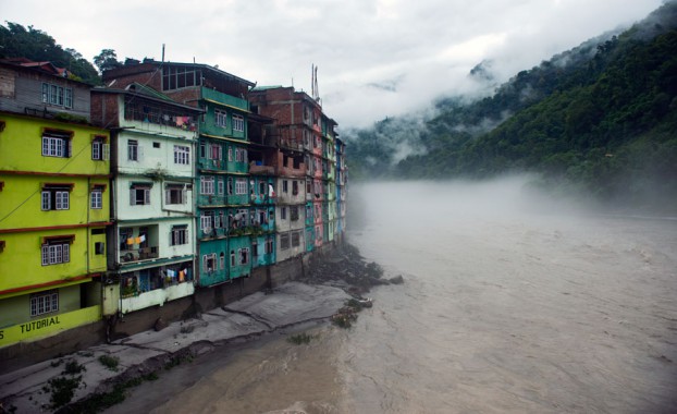 Rising Teesta put Singtam localities on edge