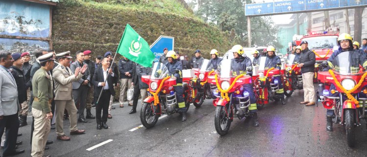 CM flags off new emergency response fleet