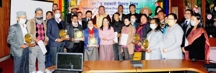 Eight cooperative societies receive NCDC regional awards - Sikkimexpress