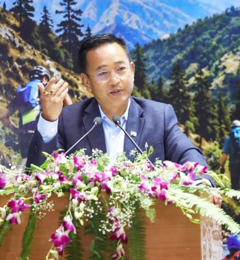 Online permit system at consultation stage, not yet implemented: CM