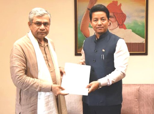 MP Indra Hang raises key railway projects for Sikkim