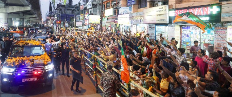 Prime Minister Narendra Modi held a roadshow in Bagdogra 