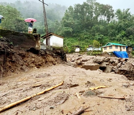 Landslides, flash floods force residents to flee Rimbi