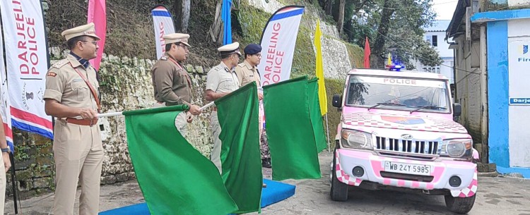 All-women police mobile patrolling squad launched in Darjeeling