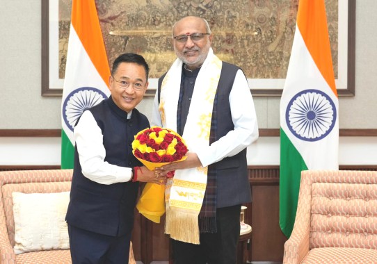 Chief Minister Prem Singh Tamang-Golay 