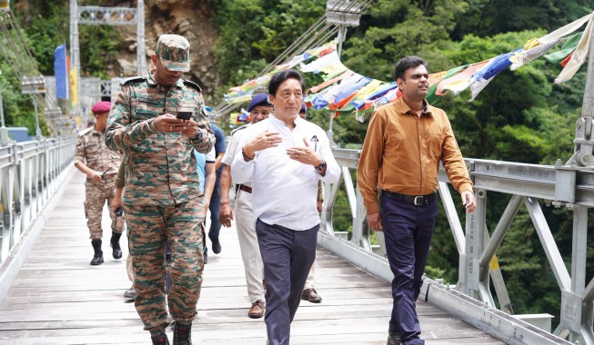 Road restoration progress reviewed during third joint inspection at Tarum Chu