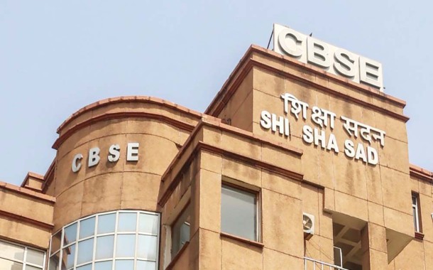 Centre shunts out CBSE Chairman and Secretary over OSM row, probe panel set up 