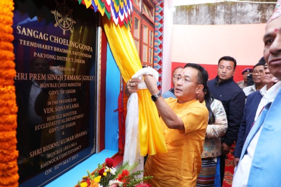 CM inaugurates Sangag Choeling Gonpa