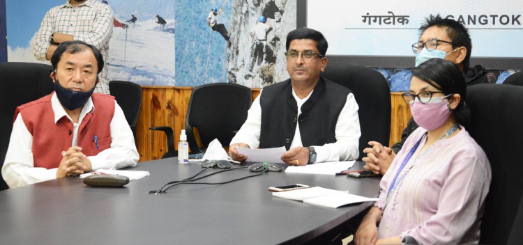 Minister attends National Fisheries Development Board meeting