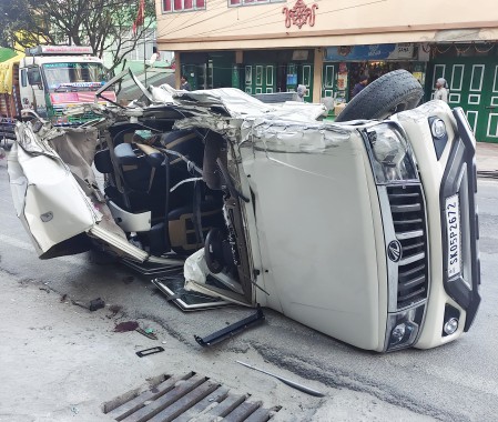 Three dead, 10 injured in separate accidents