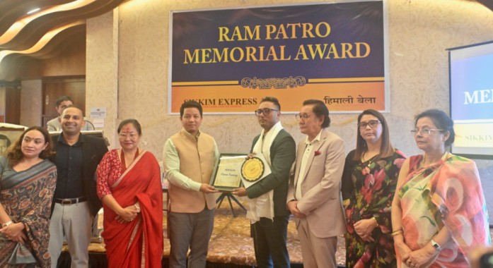 Journalists Puran Tamang & Kush Hang Leewang honoured with Ram Patro Memorial Awards 